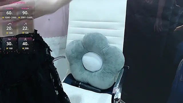 KaleAnisa online show from September 28, 2025, 1:34 am