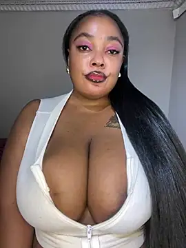 Katamia25 online show from January 12, 2025, 6:38 pm