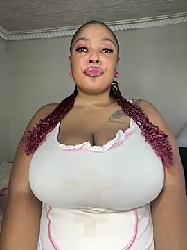 Katamia25 online show from March 15, 2025, 3:51 am