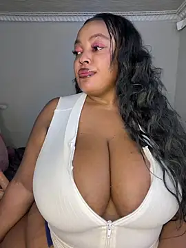 Katamia25 online show from February 9, 2025, 3:43 am