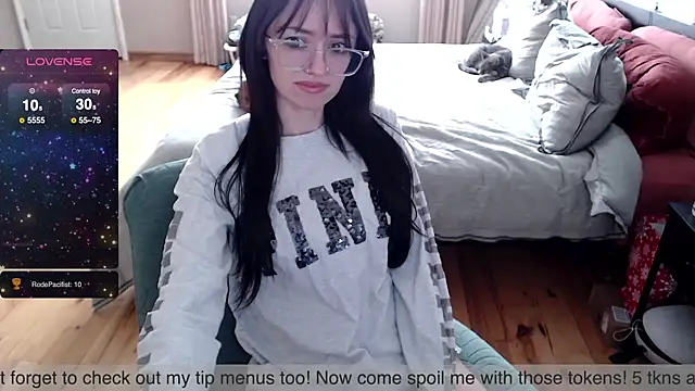 Snapshot of Plantbabeee chatting on January 27, 2025, 4:54 pm Plantbabeee online show from January 27, 2025, 4:54 pm