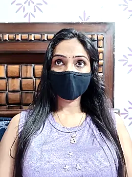 Snapshot of Yours-Bebo chatting on February 25, 2026, 10:48 am Yours-Bebo online show from February 25, 2026, 10:48 am