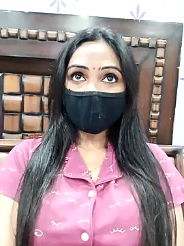 Snapshot of Yours-Bebo chatting on December 20, 2025, 9:45 am Yours-Bebo online show from December 20, 2025, 9:45 am