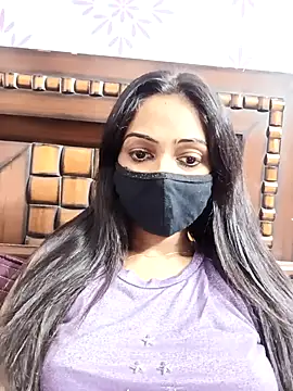 Snapshot of Yours-Bebo chatting on February 13, 2026, 3:39 am Yours-Bebo online show from February 13, 2026, 3:39 am