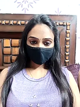 Snapshot of Yours-Bebo chatting on February 13, 2026, 6:08 pm Yours-Bebo online show from February 13, 2026, 6:08 pm