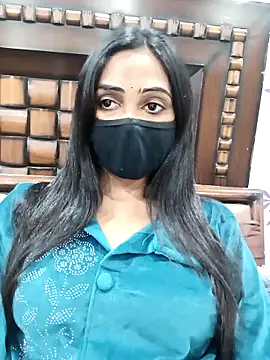 Snapshot of Yours-Bebo chatting on November 23, 2025, 7:29 am Yours-Bebo online show from November 23, 2025, 7:29 am