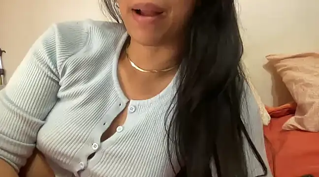 Snapshot of Dulce_latingirl chatting on February 21, 2025, 5:20 pm Dulce latingirl online show from February 21, 2025, 5:20 pm