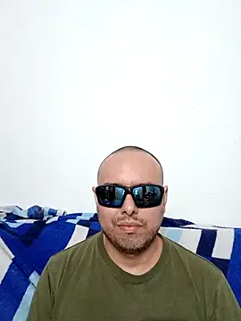 ElSunEagle online show from May 13, 2026, 2:29 am