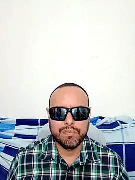 ElSunEagle online show from May 31, 2026, 2:28 am