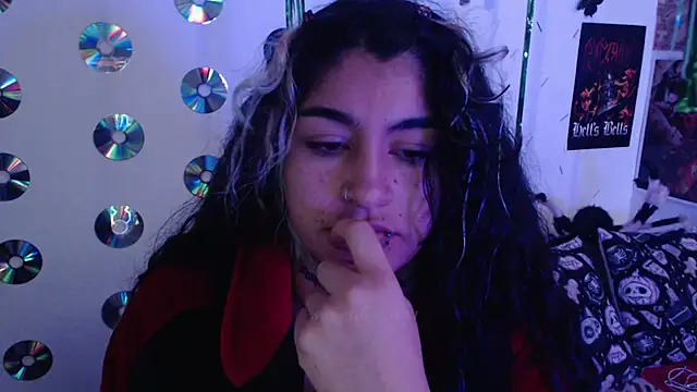 Snapshot of abril666 chatting on October 8, 2025, 3:46 pm abril666 online show from October 8, 2025, 3:46 pm