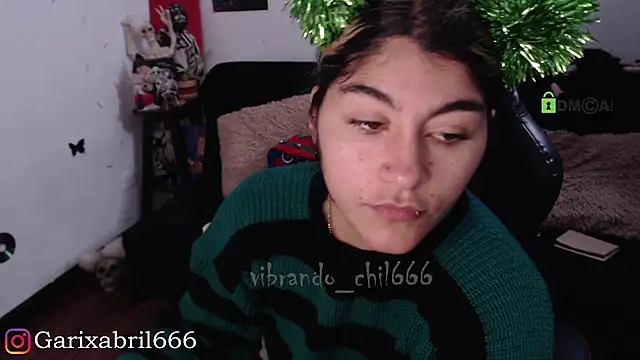 Snapshot of abril666 chatting on December 27, 2024, 4:43 pm abril666 online show from December 27, 2024, 4:43 pm