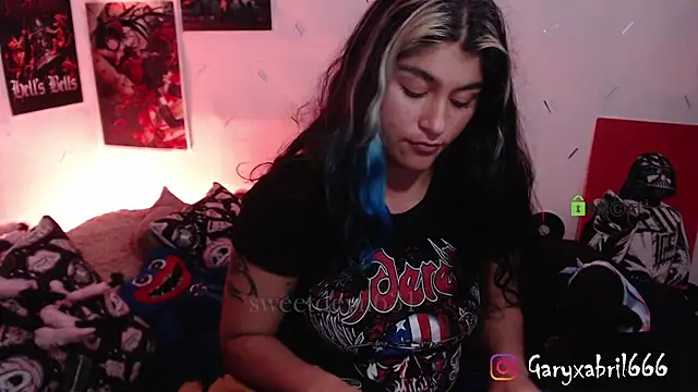 Snapshot of abril666 chatting on March 18, 2025, 8:59 pm abril666 online show from March 18, 2025, 8:59 pm