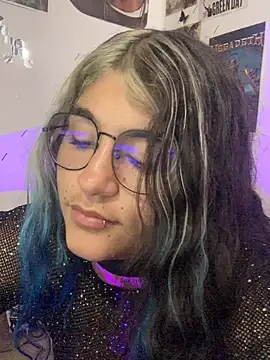 Snapshot of abril666 chatting on January 27, 2025, 7:35 pm abril666 online show from January 27, 2025, 7:35 pm