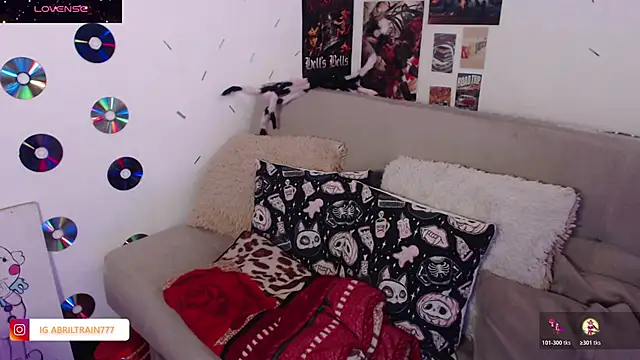 Snapshot of abril666 chatting on October 23, 2025, 3:43 pm abril666 online show from October 23, 2025, 3:43 pm