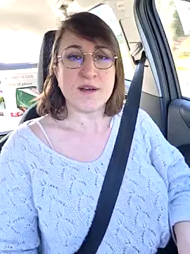 Snapshot of minierose chatting on March 4, 2026, 9:50 am minierose online show from March 4, 2026, 9:50 am