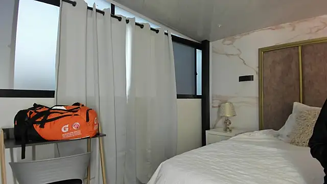 Snapshot of GiselOrtiz chatting on May 27, 2026, 11:06 am GiselOrtiz online show from May 27, 2026, 11:06 am