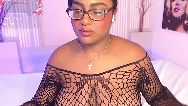 Snapshot of BlakmillerrGilson chatting on February 25, 2025, 11:15 pm BlakmillerrGilson online show from February 25, 2025, 11:15 pm