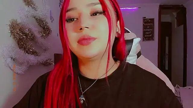 madisonx17 online show from December 13, 2025, 9:21 pm