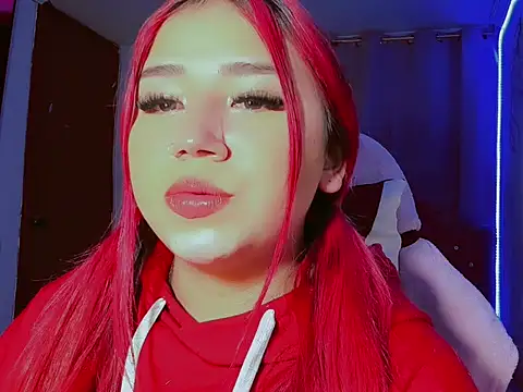 madisonx17 online show from November 17, 2025, 12:14 am