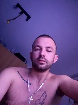 Snapshot of magicSeX4You chatting on October 14, 2025, 9:47 pm magicSeX4You online show from October 14, 2025, 9:47 pm