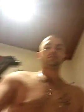 Snapshot of magicSeX4You chatting on February 12, 2025, 8:29 pm magicSeX4You online show from February 12, 2025, 8:29 pm