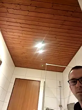 Snapshot of magicSeX4You chatting on February 2, 2026, 12:42 am magicSeX4You online show from February 2, 2026, 12:42 am