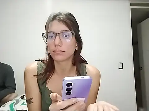 Snapshot of Luna-e-Franco1 chatting on April 2, 2026, 1:13 am Luna-e-Franco1 online show from April 2, 2026, 1:13 am