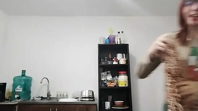 Snapshot of Luna-e-Franco1 chatting on March 15, 2026, 6:04 pm Luna-e-Franco1 online show from March 15, 2026, 6:04 pm