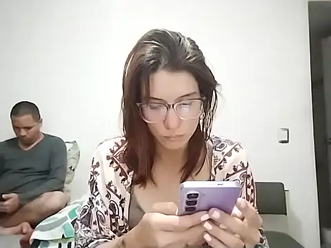 Snapshot of Luna-e-Franco1 chatting on April 6, 2026, 12:50 am Luna-e-Franco1 online show from April 6, 2026, 12:50 am