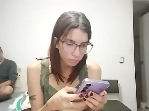 Snapshot of Luna-e-Franco1 chatting on March 29, 2026, 11:39 pm Luna-e-Franco1 online show from March 29, 2026, 11:39 pm