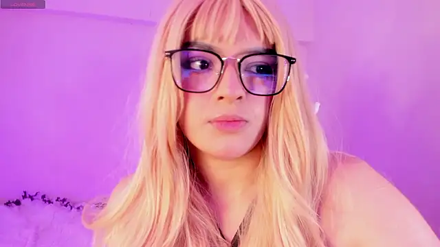 Snapshot of Anastasia1213 chatting on March 4, 2026, 12:40 am Anastasia1213 online show from March 4, 2026, 12:40 am