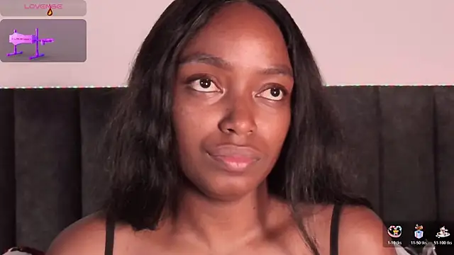 Snapshot of Martina_jackson_15 chatting on December 19, 2025, 8:22 pm Martina jackson 15 online show from December 19, 2025, 8:22 pm