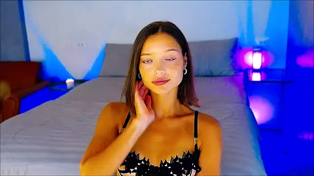 wow Mia online show from February 6, 2025, 2:33 am