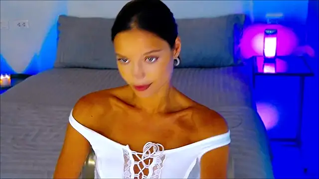 wow Mia online show from February 7, 2025, 5:20 am