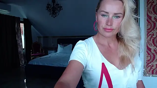 eyesangel22 online show from September 25, 2025, 12:00 pm