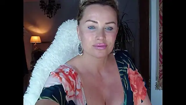 eyesangel22 online show from March 1, 2025, 12:45 pm