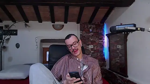 Snapshot of cek_186 chatting on February 28, 2026, 10:48 am cek 186 online show from February 28, 2026, 10:48 am