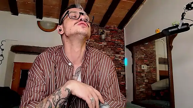 Snapshot of cek_186 chatting on January 15, 2026, 8:56 pm cek 186 online show from January 15, 2026, 8:56 pm