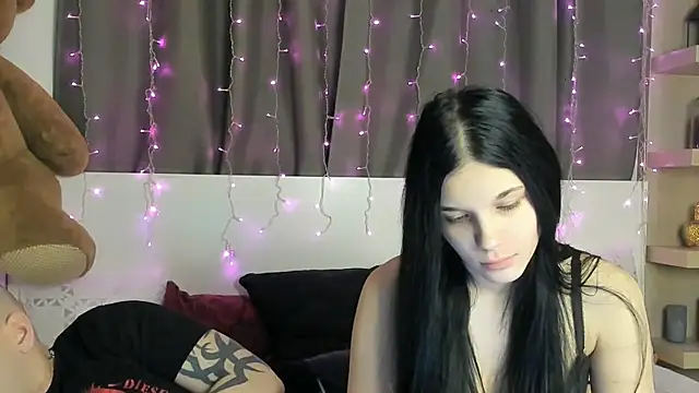 xDeepInLovexx online show from March 1, 2025, 8:32 pm