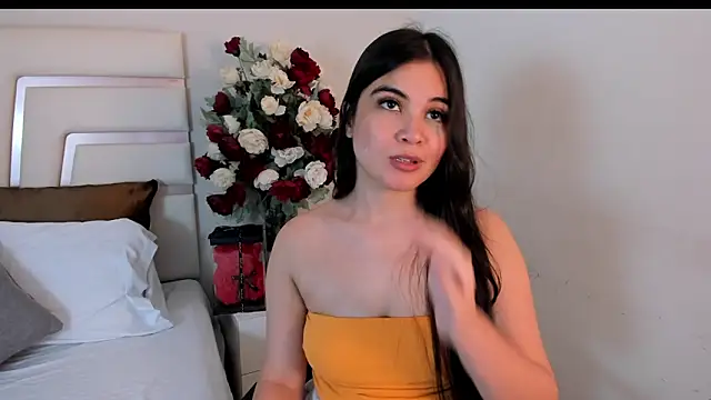 Snapshot of CamilaSofiia chatting on February 25, 2025, 11:04 pm CamilaSofiia online show from February 25, 2025, 11:04 pm