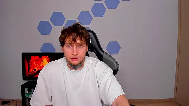 Chris Tyson online show from July 31, 2026, 11:09 am