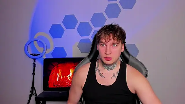 Chris Tyson online show from November 1, 2025, 10:14 pm