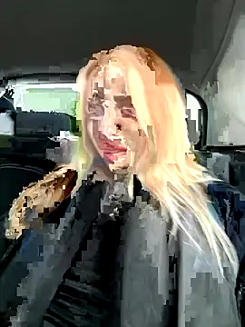 LoraaDoll online show from September 27, 2025, 2:34 pm