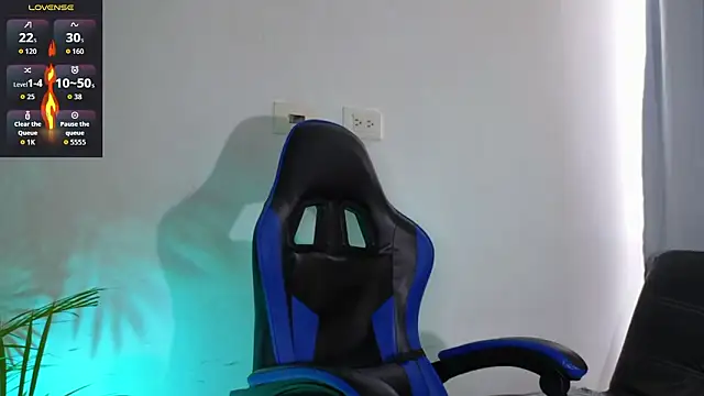 EdwardRoss  online show from February 9, 2026, 9:46 pm