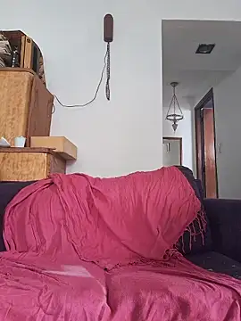 LYZBORNHD online show from March 8, 2025, 6:47 pm