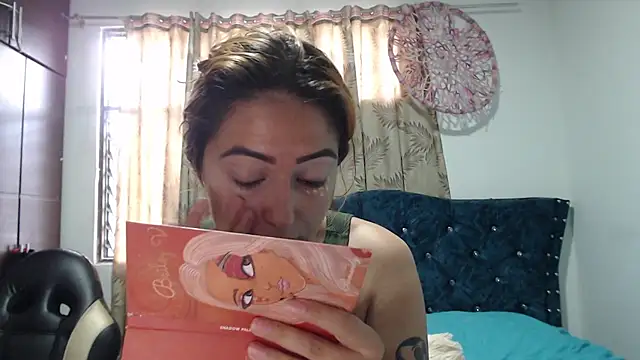 Snapshot of Kate_lorens9 chatting on November 11, 2025, 12:44 pm Kate lorens9 online show from November 11, 2025, 12:44 pm