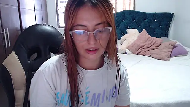 Snapshot of Kate_lorens9 chatting on November 26, 2025, 9:26 pm Kate lorens9 online show from November 26, 2025, 9:26 pm