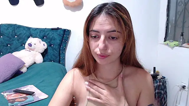 Snapshot of Kate_lorens9 chatting on May 13, 2026, 2:02 pm Kate lorens9 online show from May 13, 2026, 2:02 pm