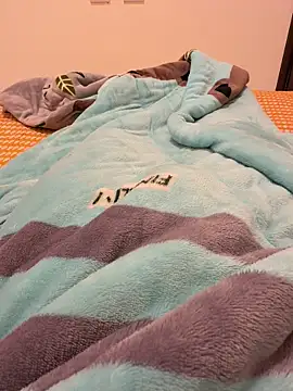 A6229 online show from September 24, 2025, 11:43 pm