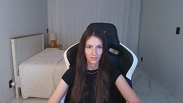 upssnowy online show from April 17, 2026, 10:34 pm